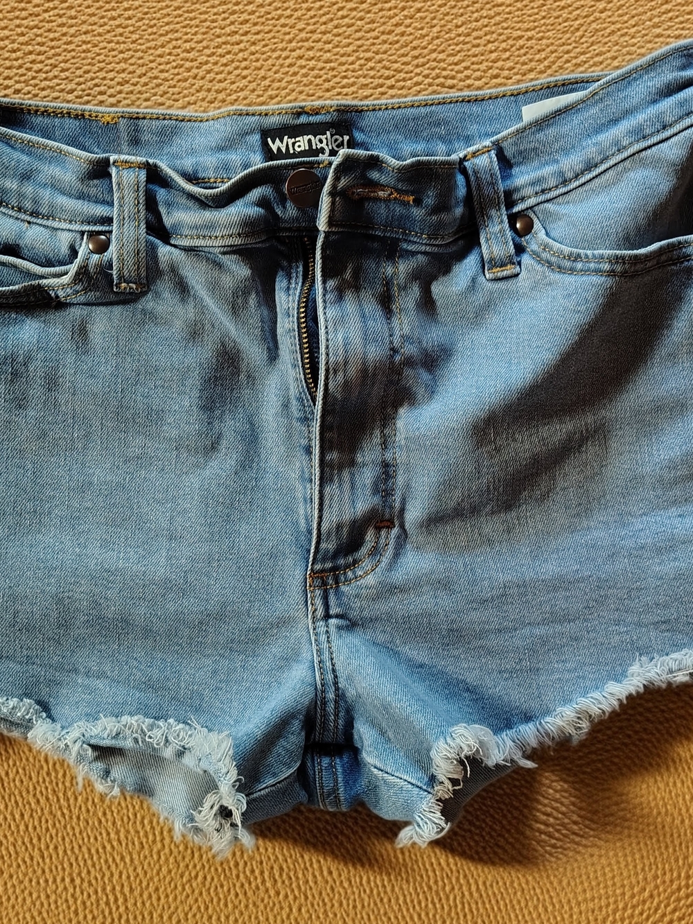 Wrangler Distressed Cutoff Denim Shorts Size 30